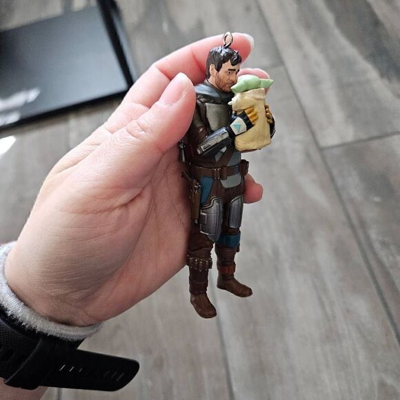 NIB 2022 Hallmark Baby Yoda Ornament - Picture 8 of 8